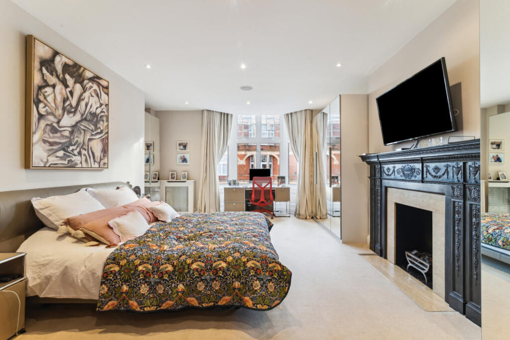 Principal Bedroom
