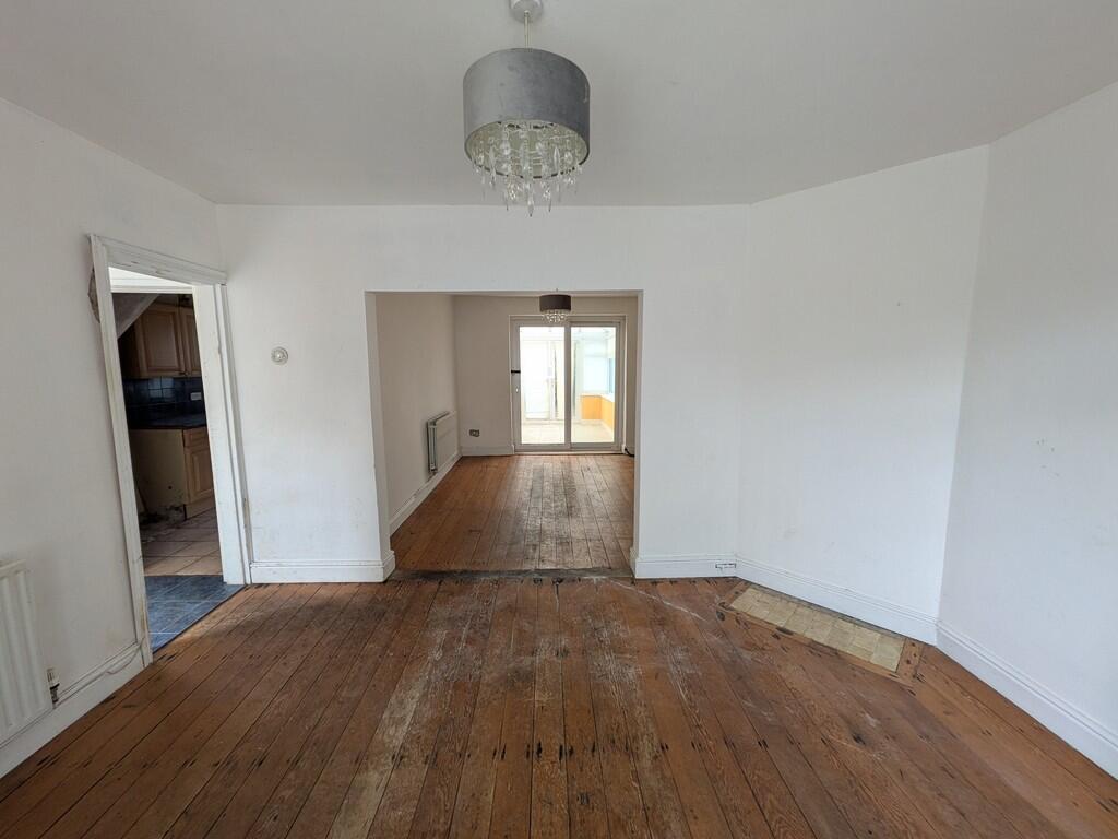 PXL_20251231_1133...