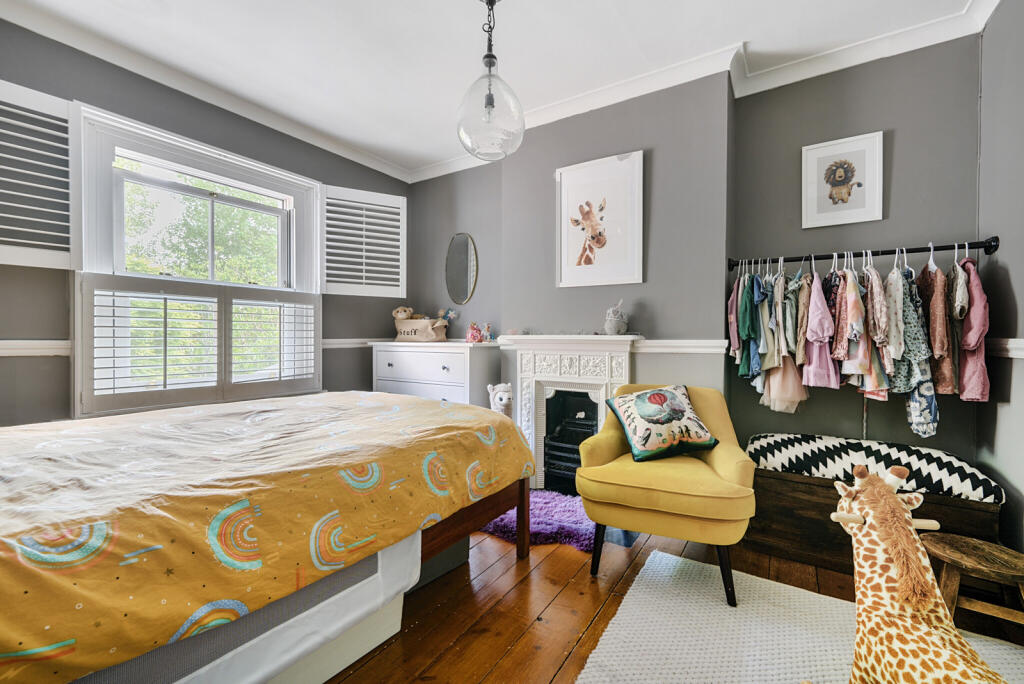 28-682351809a43f-...