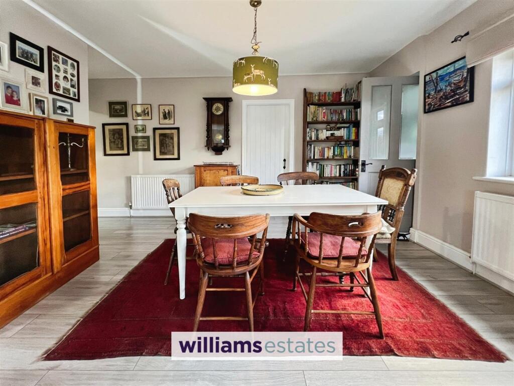 Open Plan Living / Dining Room