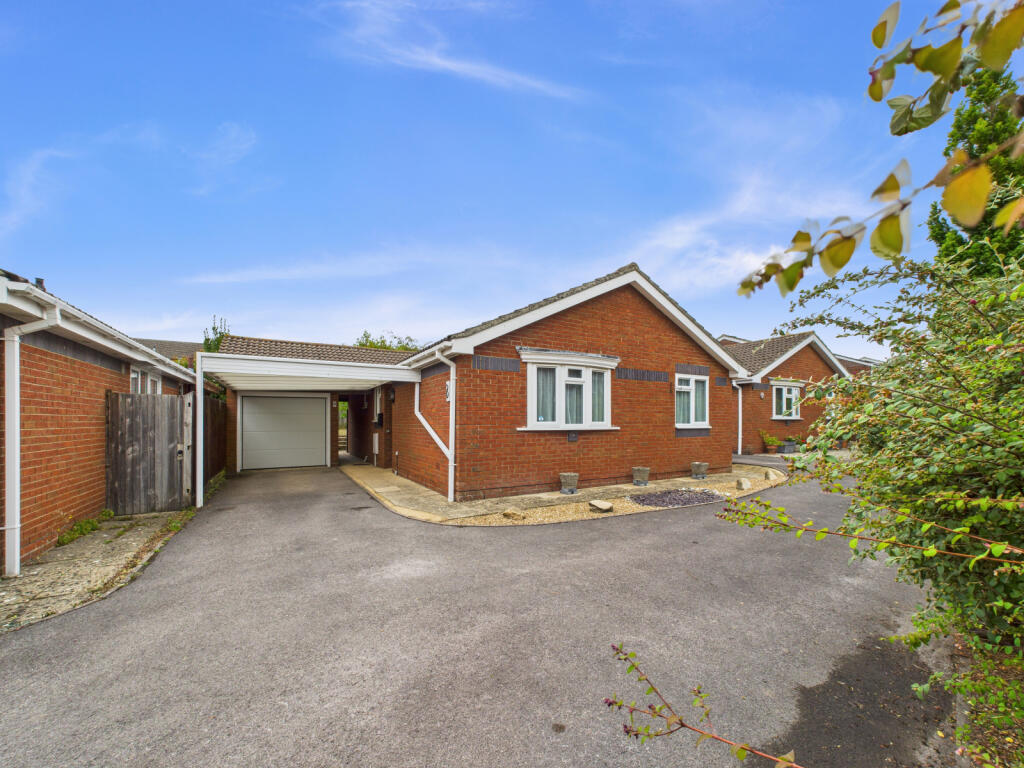 3 Bedroom Detached Bungalow for Sale