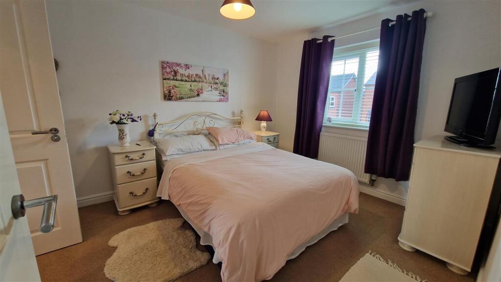 Main Bedroom
