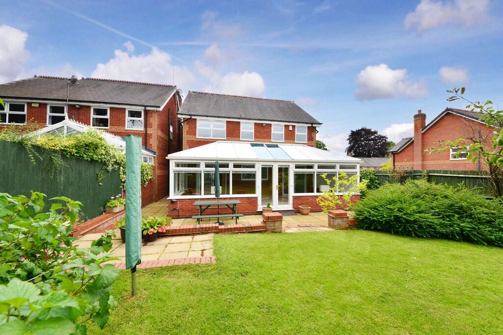 3 Deeley Close - ...