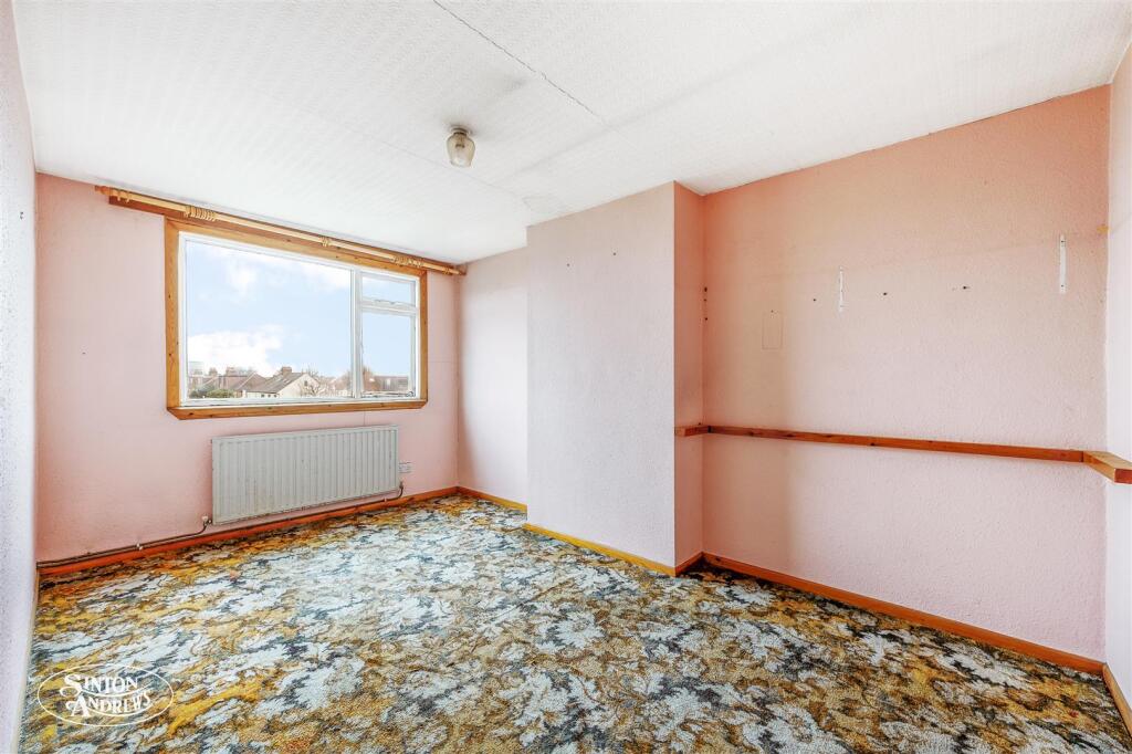 60 Haslemere Avenue-12.jpg