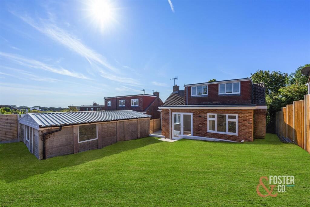 Mill Hill Close, 13-019(1).jpg