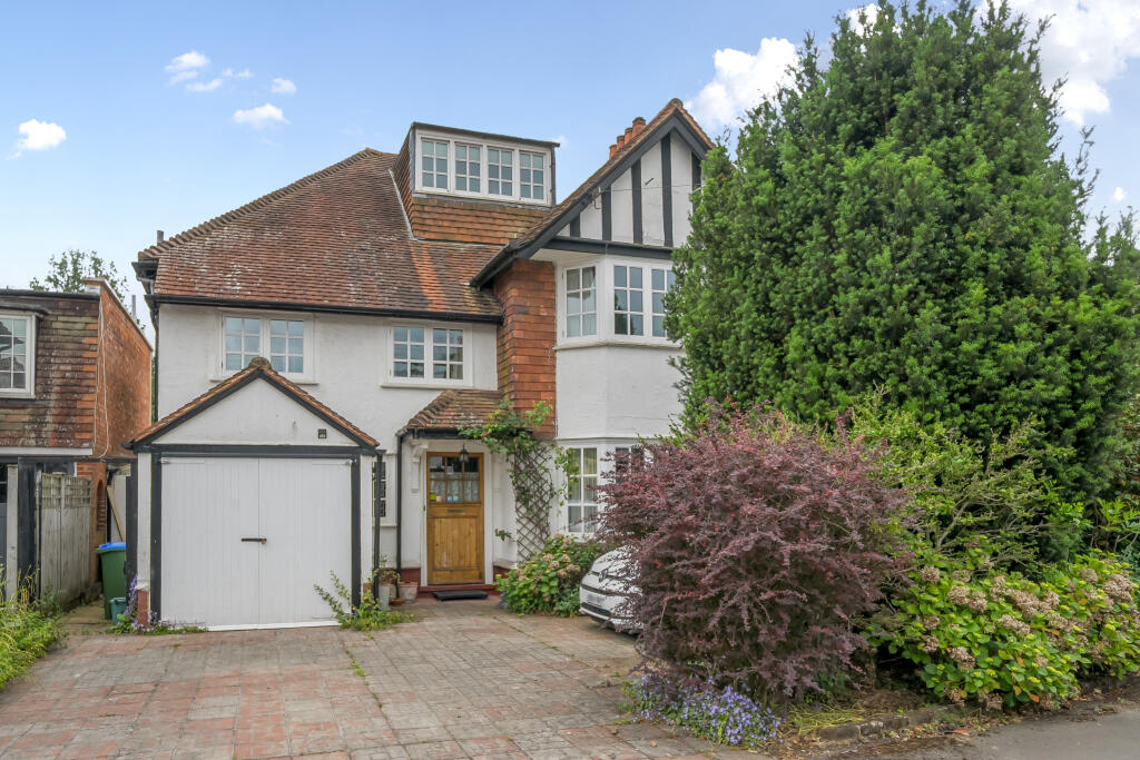 Lower Green Road, Esher, KT10