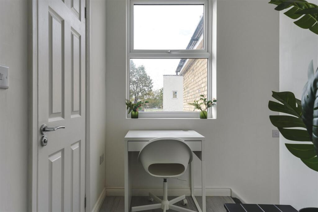1-3 Chatsworth Road (Studios)-25.jpg
