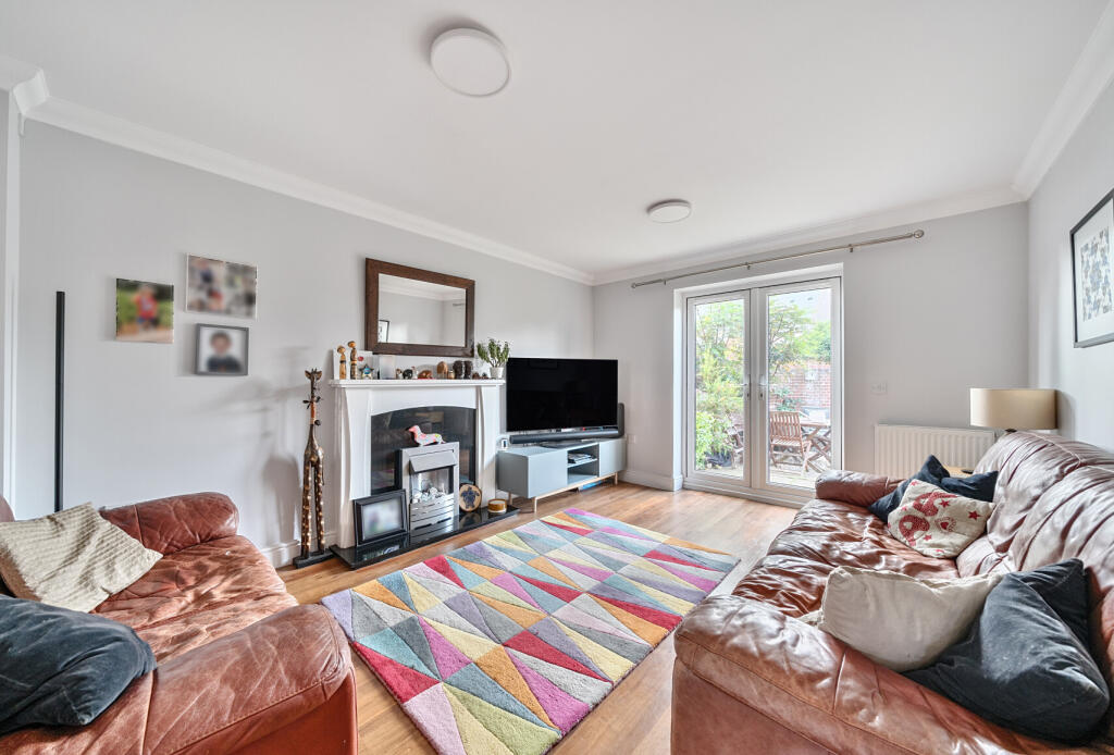 1319201-19-686433...