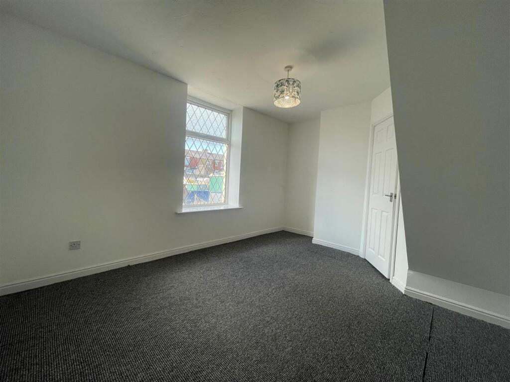 spring street 16.jpg