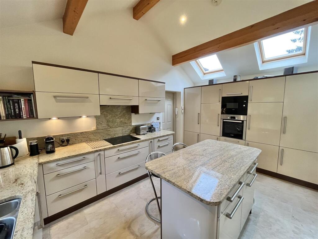 Breakfast Kitchen