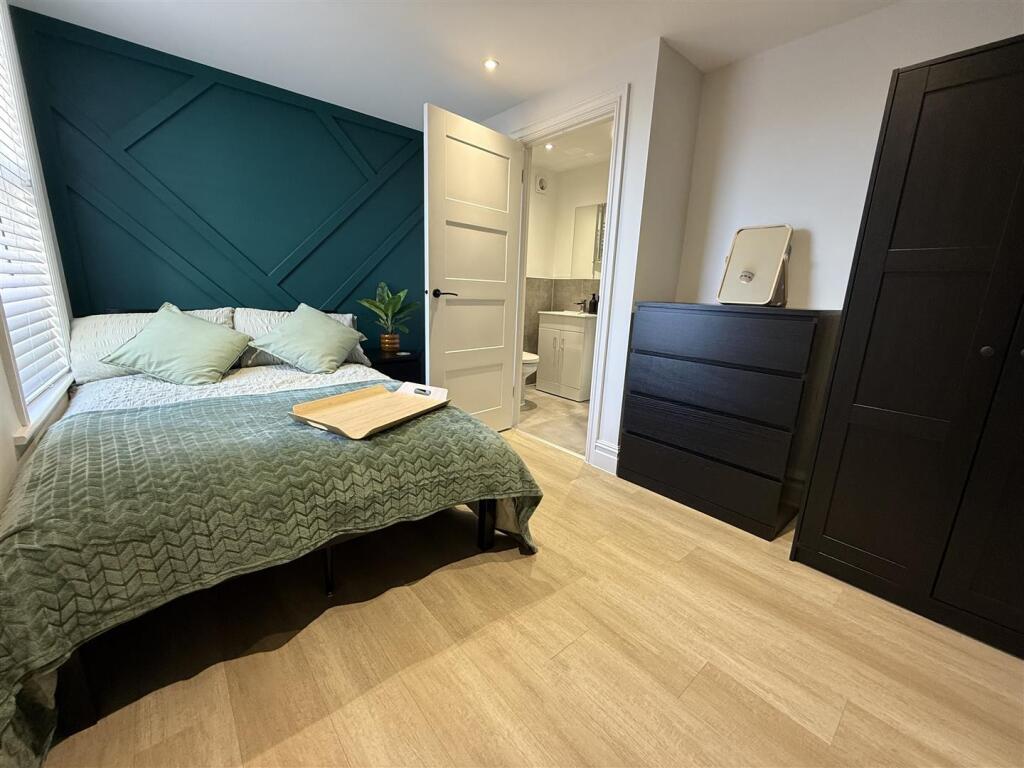 Photo 20-11-2025, 12 50 34 (1).jpg