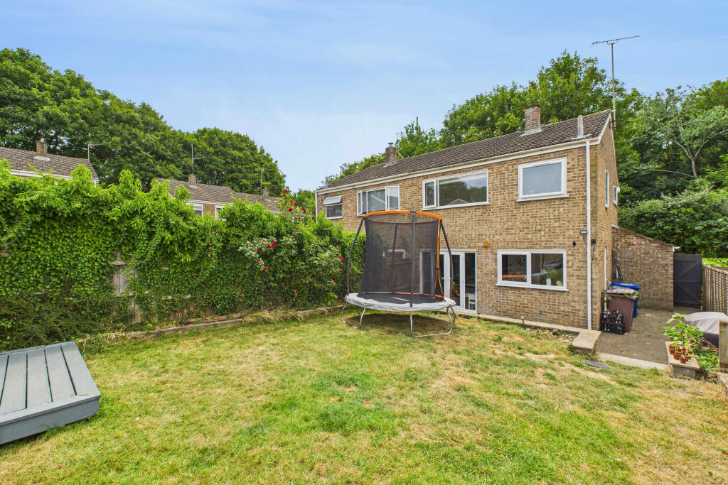 CAM05454G0-PR0025-STILL020