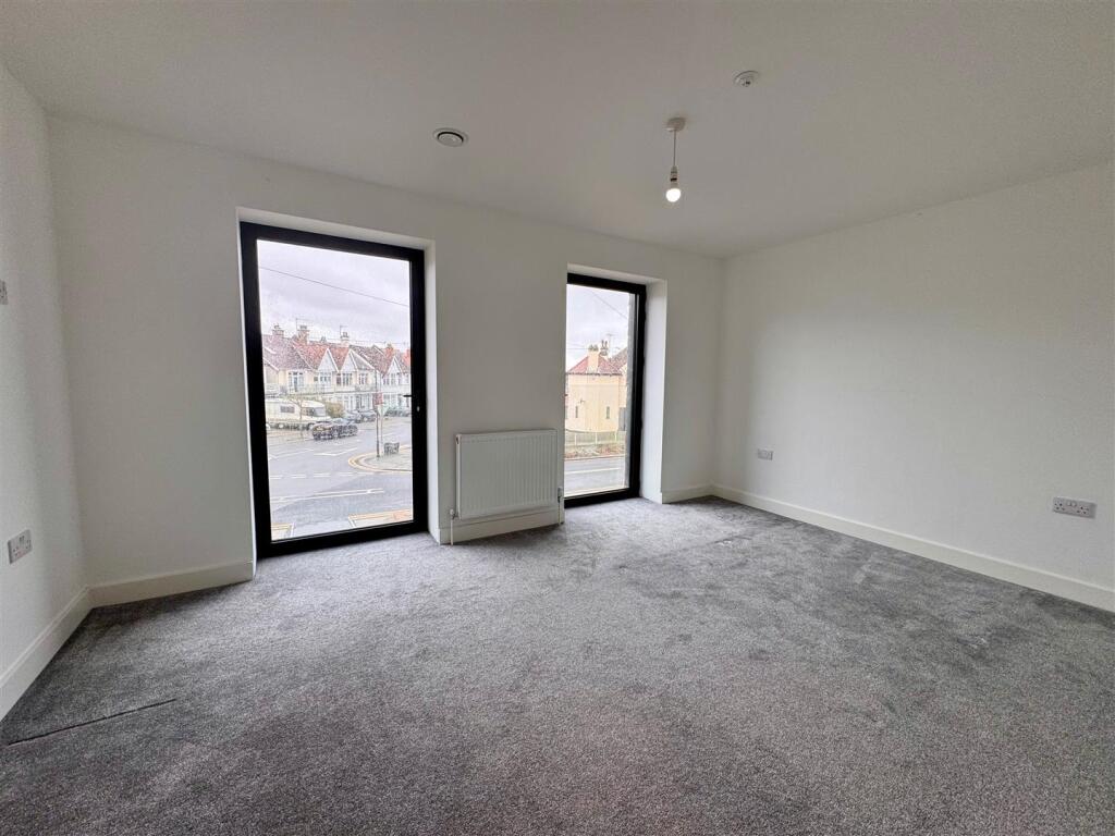 Main Bedroom.jpg