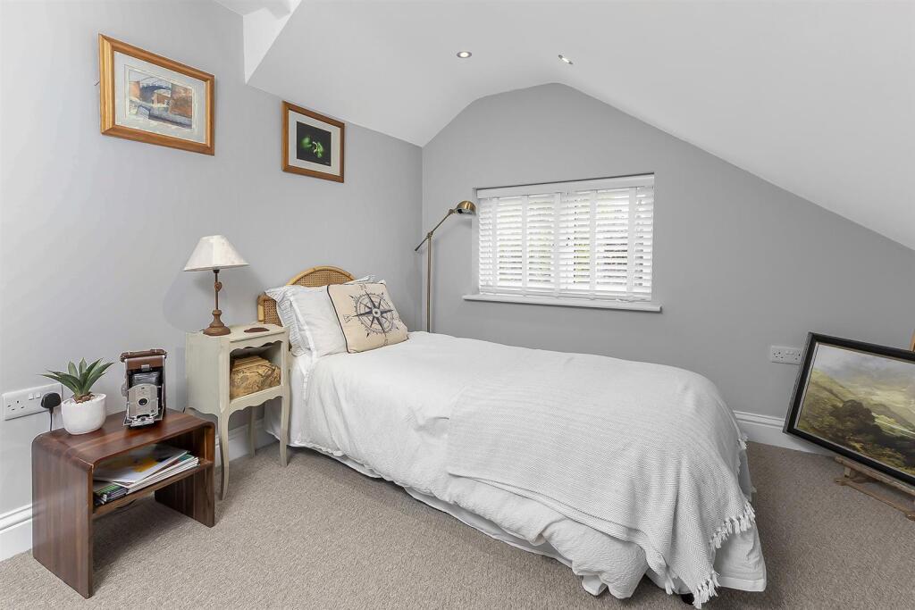 16 School Street, Church Lawford (2).jpg