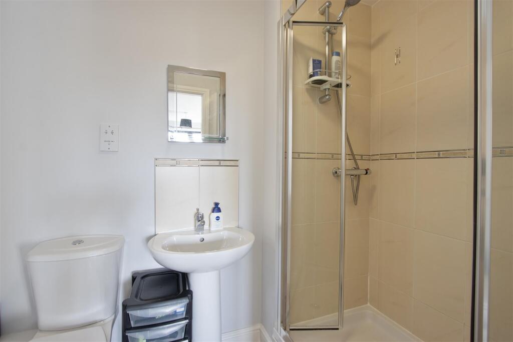 En Suite Shower Room