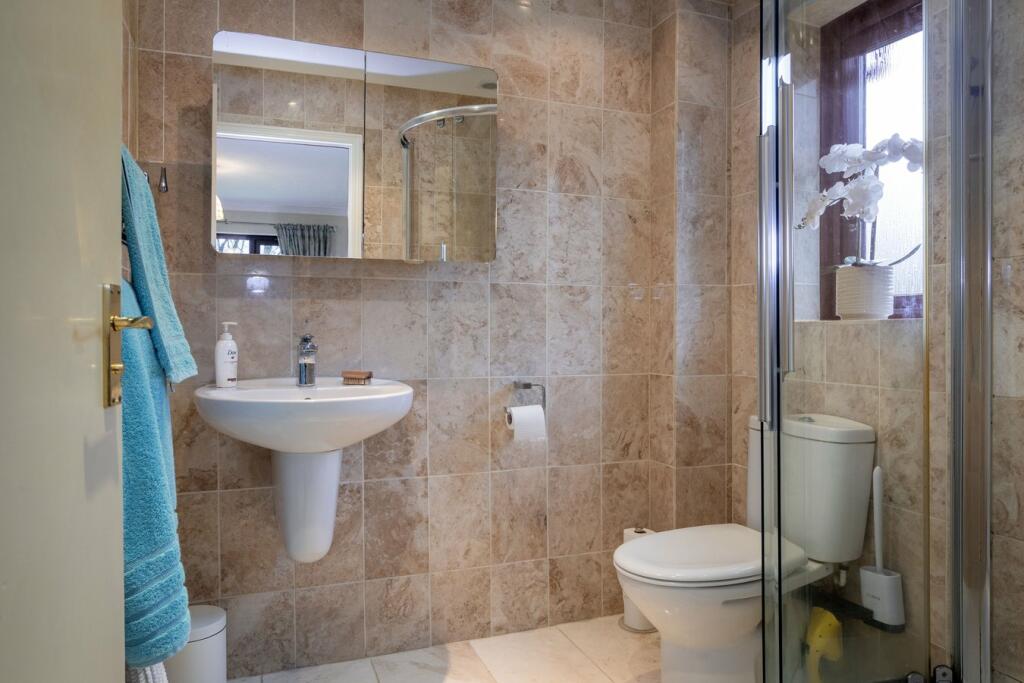 Ensuite