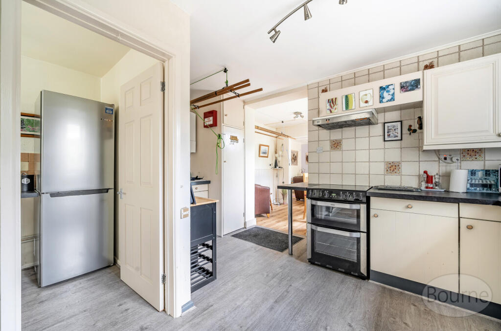 bda704ea-63f7-45c...