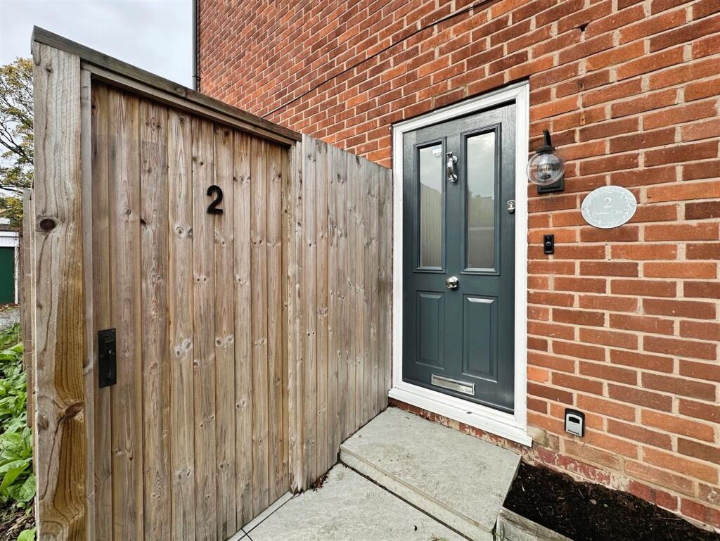 f864765d--4B46-9982-F983EB4EBAE9-29618-00002913F78