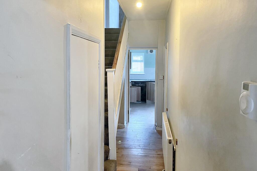 68 A &amp; B Gosberton Road, Balham SW12 8LQ