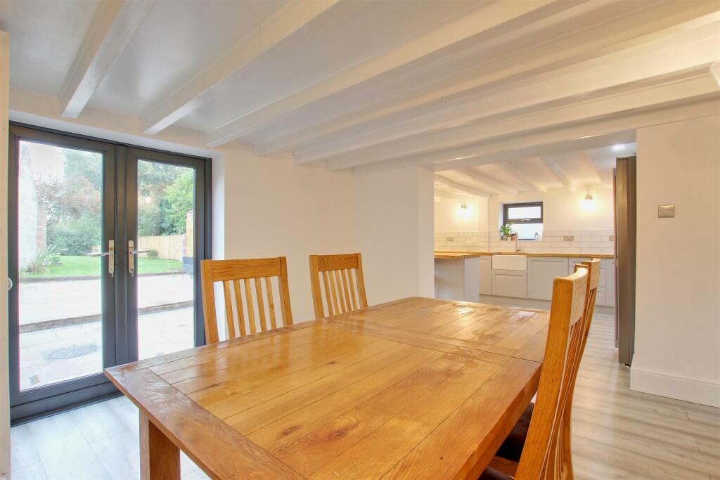 DINING/DAY ROOM