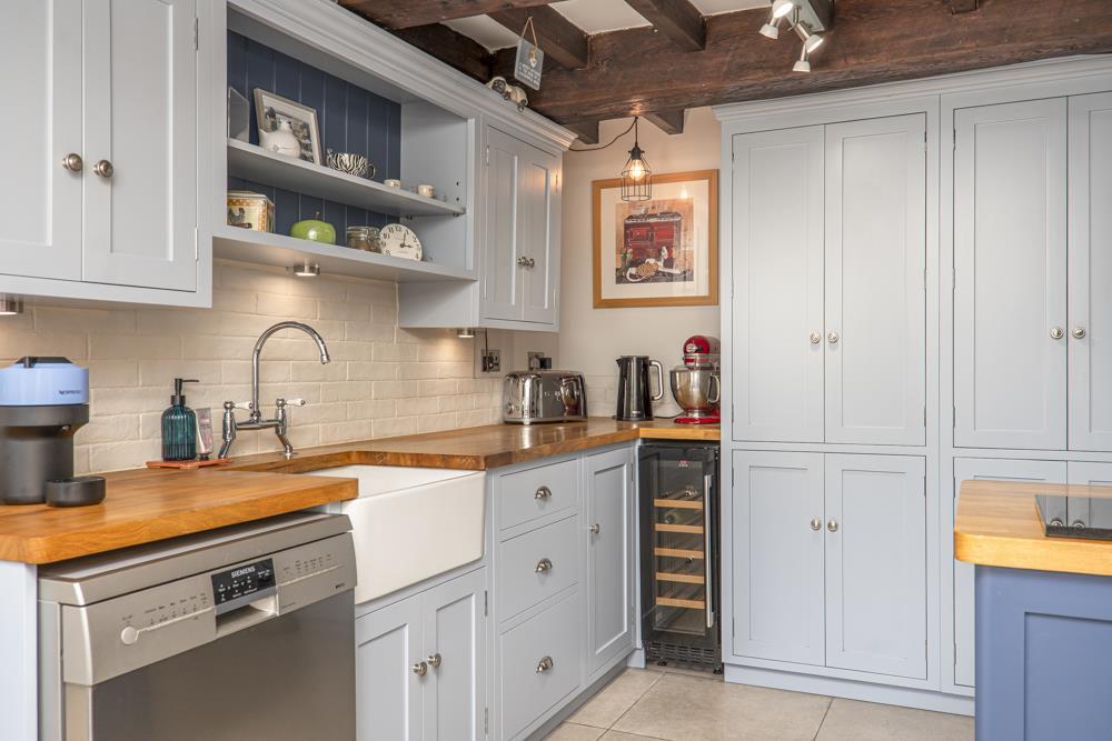 7-13 Welbournes Lane WEB PH-47.jpg