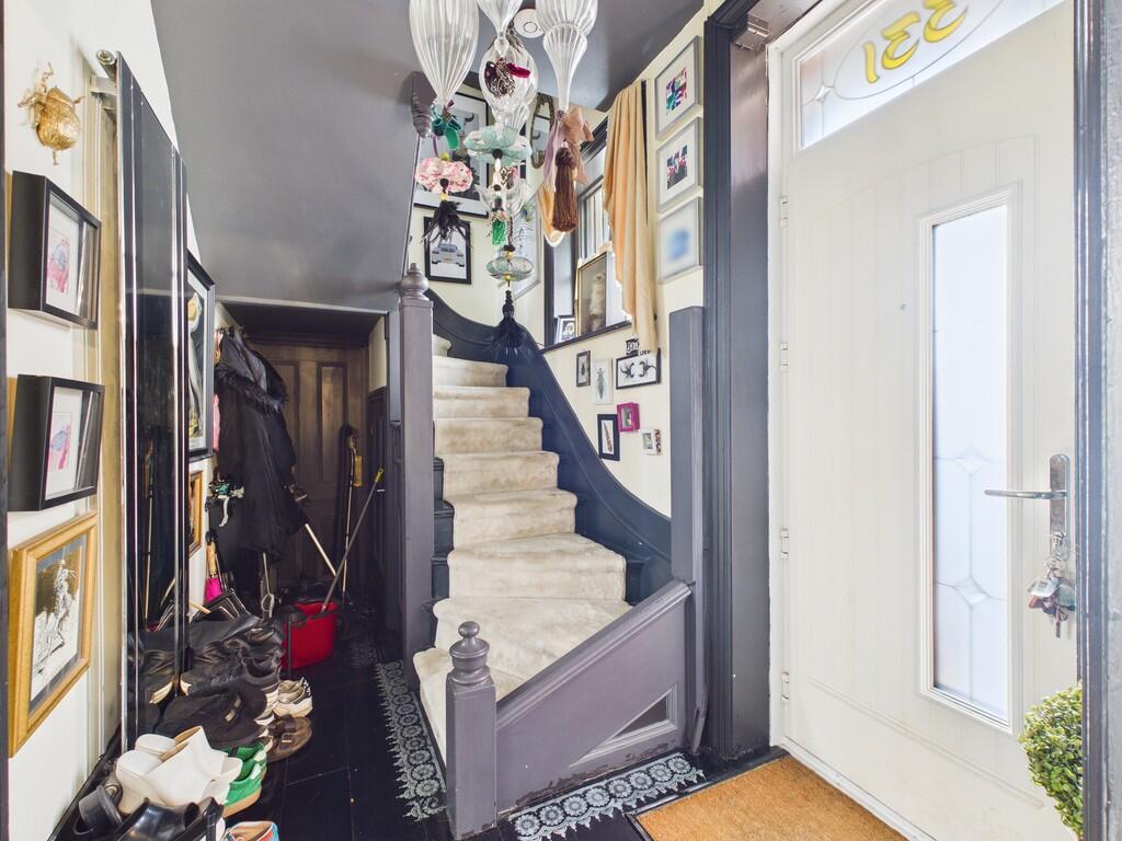 CAM05068G0-PR0032...