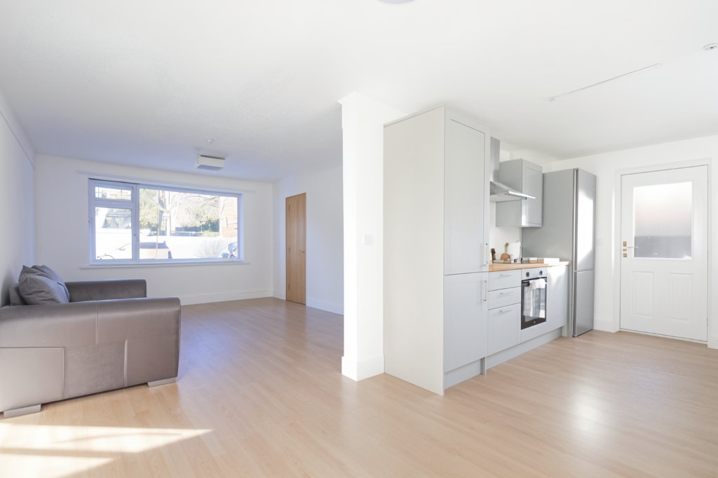 OPEN-PLAN LIVING
