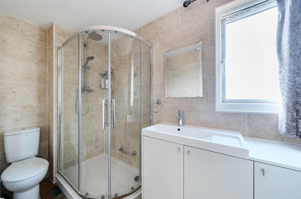 1293329-1-68627bb...