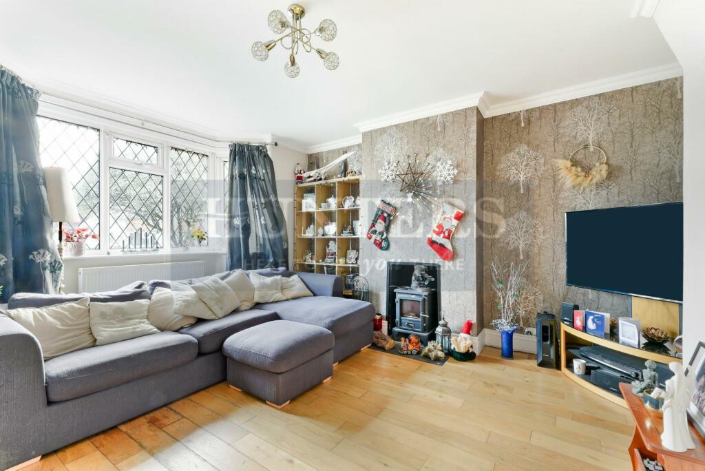 KNIGHWOOD CRESCENT, 23-1.JPG