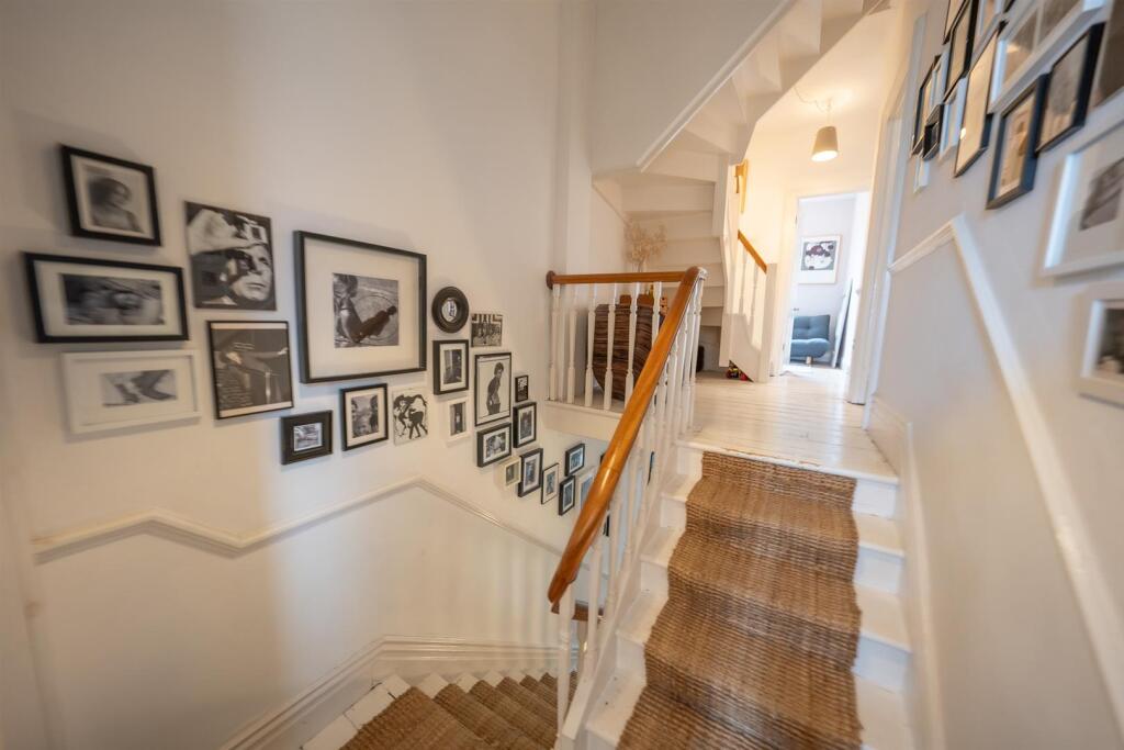 ACCOMMODATION FIRST FLOOR