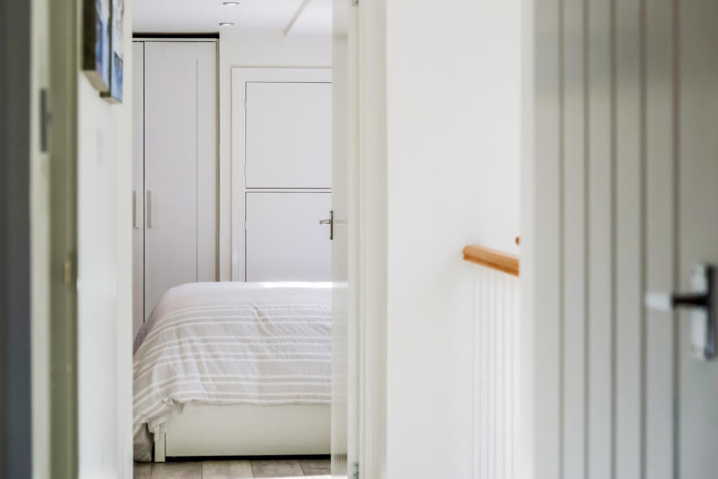 Landing to Bedroom 1