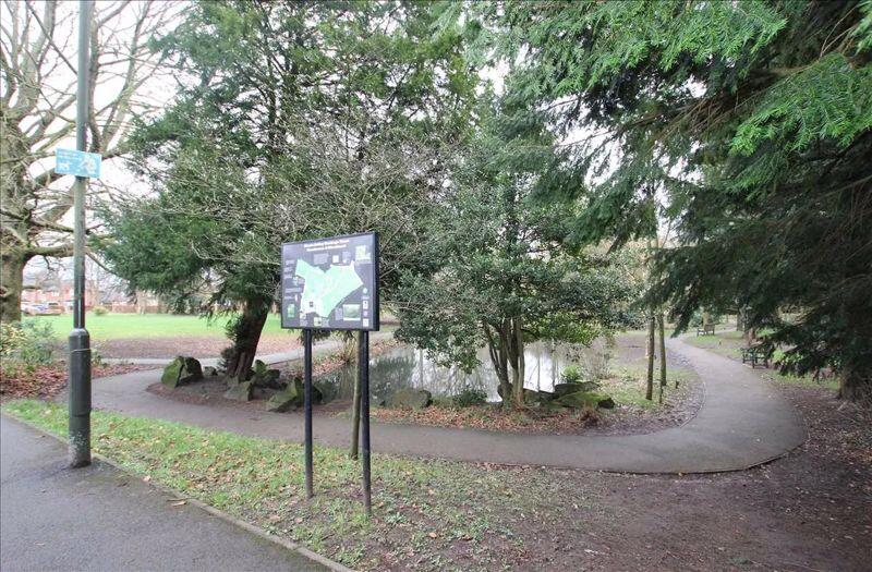 Surrounding Area (Damhouse)