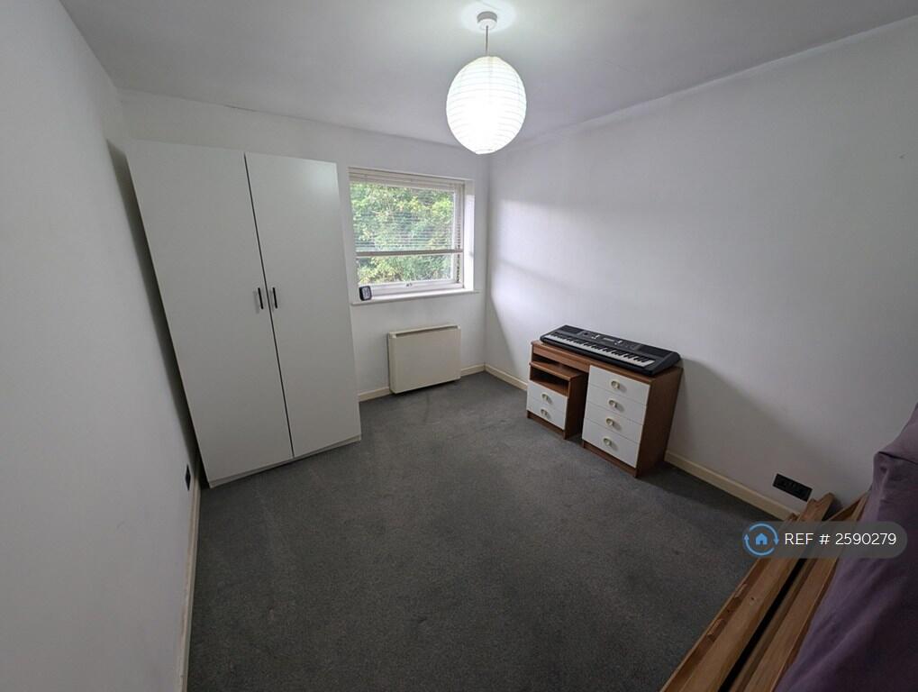 Double Bedroom 3