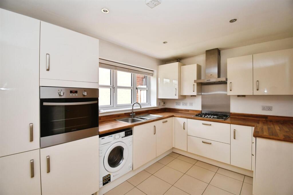 83ed1d9b-8 20Snowden 20Close 20 20 2815 29.JPG