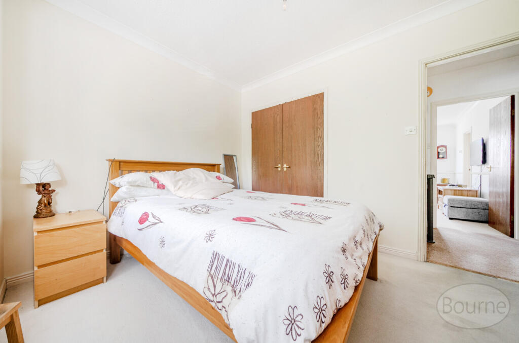 16997f09-c3b6-4f7...