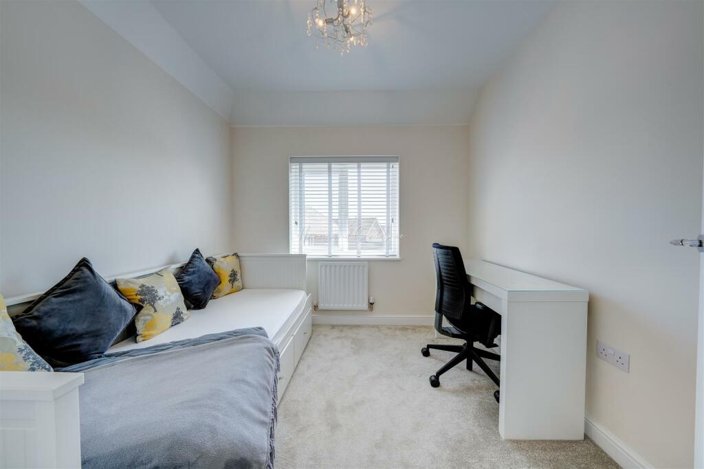 Y Deri Duon, Lisvane, HernCrabtree (8).jpg