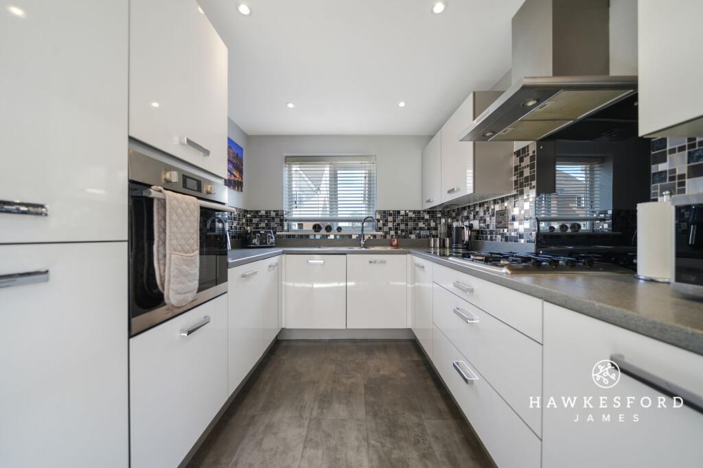 Buttercup Avenue, Minster on Sea - Kitchen