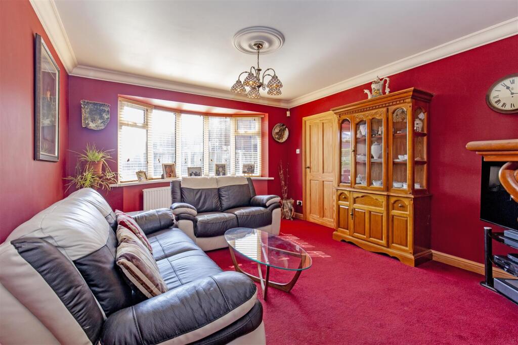 Reception Room-1.jpg