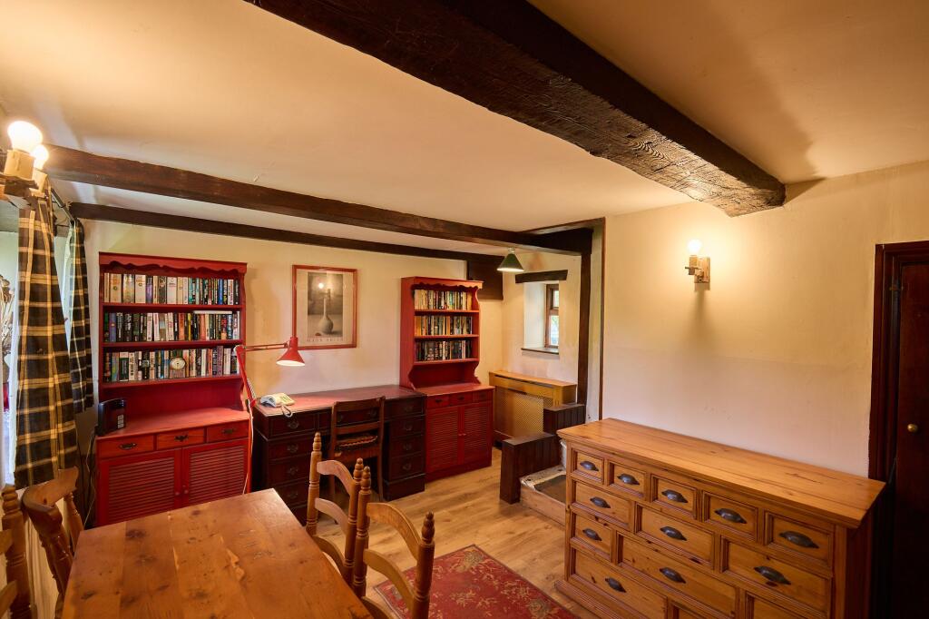 Sitting / Dining Room