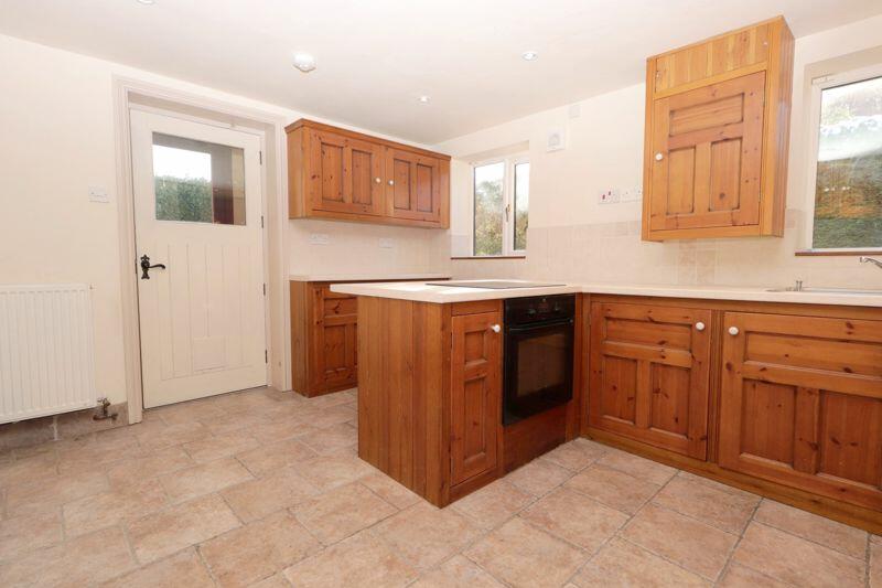 Farmhouse - Dining Kitchen