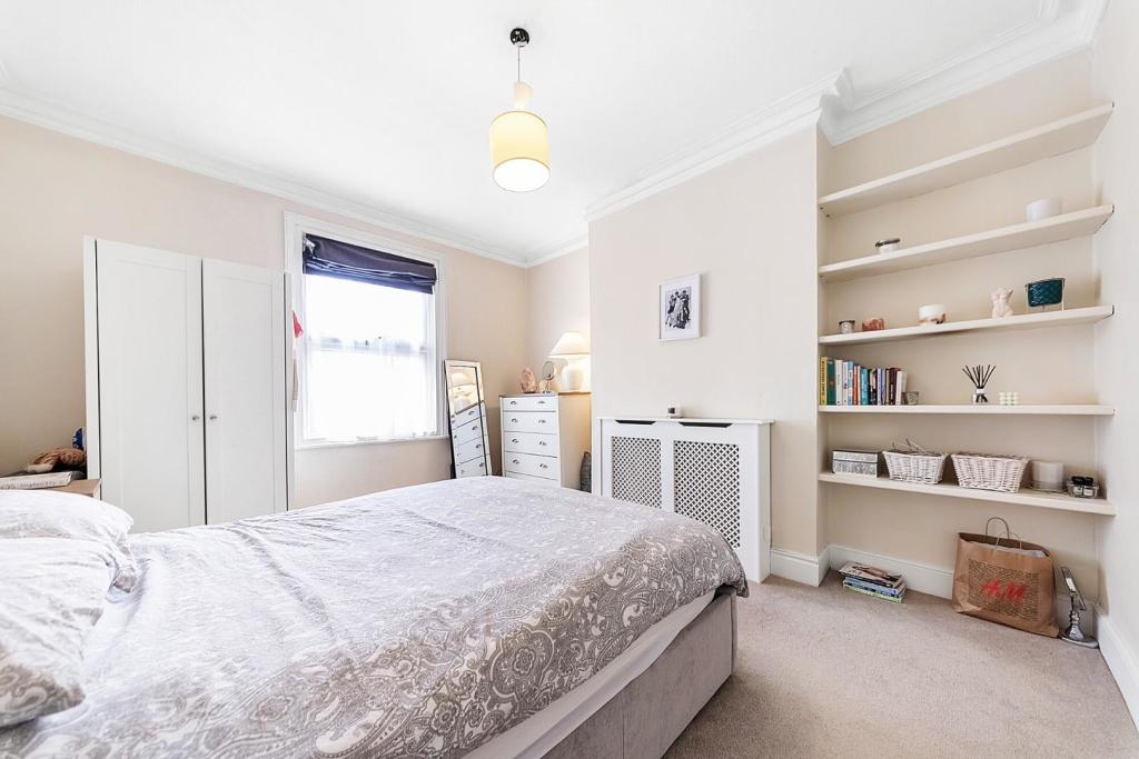 Bedroom One.jpg
