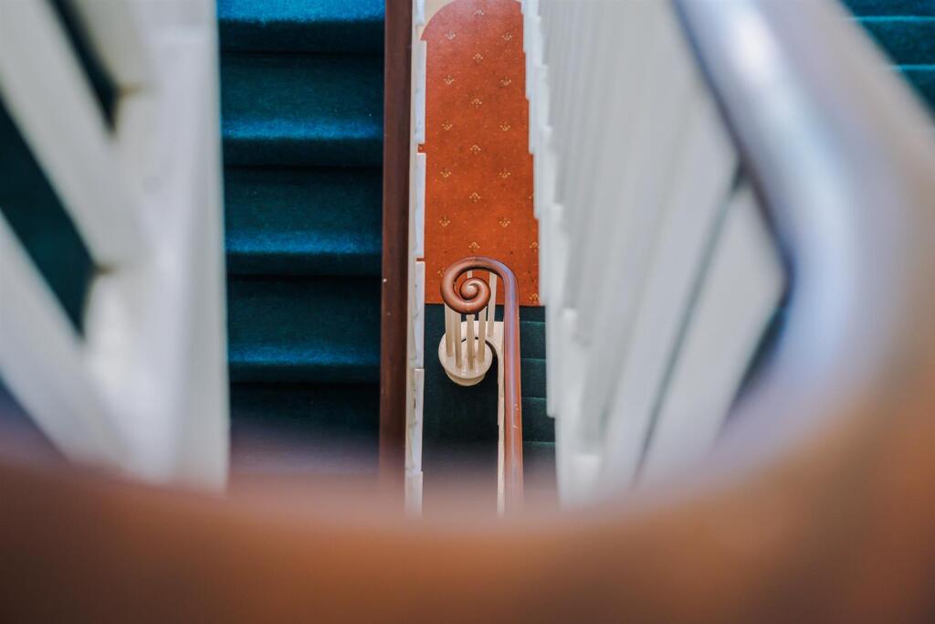 Communal stairs