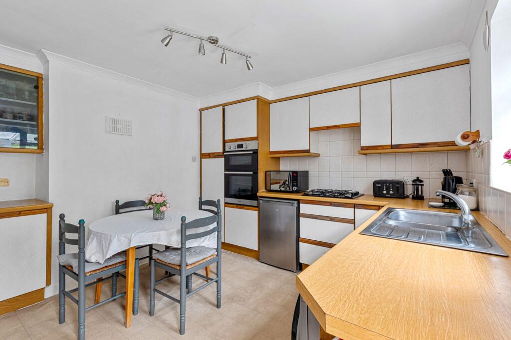 Kitchen-Breakfast