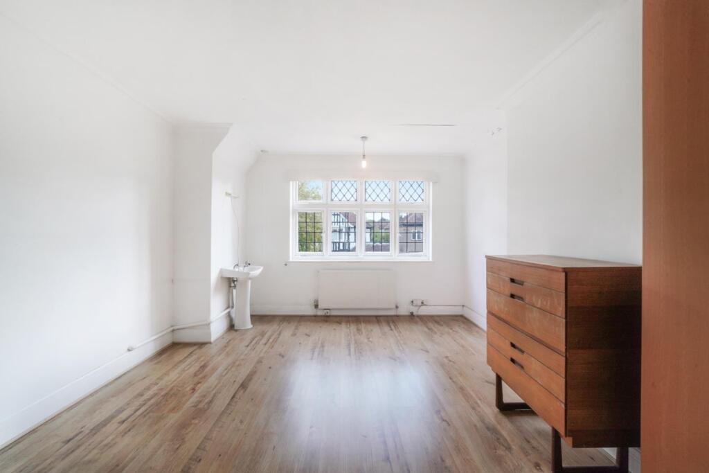 14 Lapstone Gardens - OvslOyHp6h27yRc8v28E.jpg