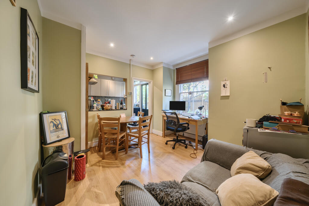 Reception/Kitchen