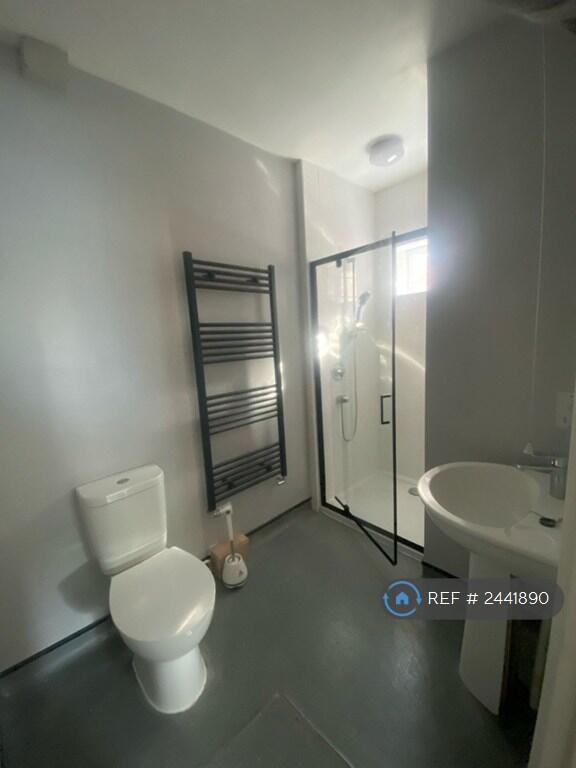 Example En Suite