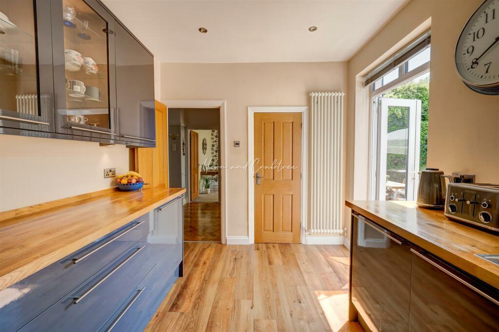 Lake Road West, Roath Park, HernCrabtree (38).jpg