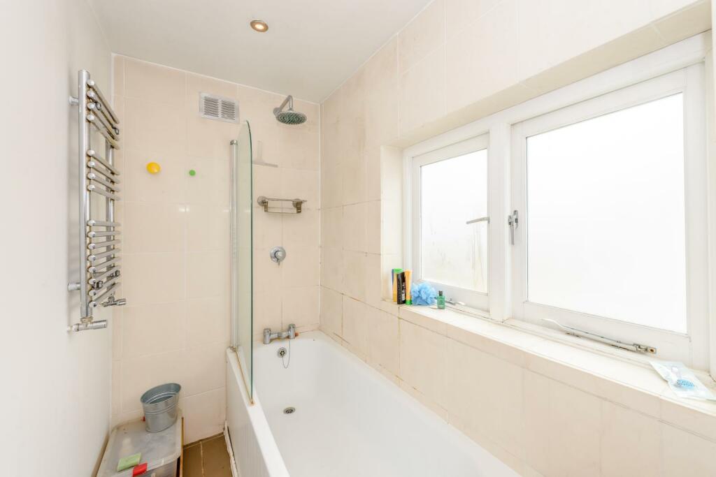 8390652-interior06-800.jpg