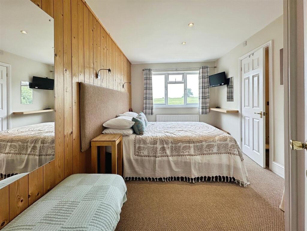 a1cc9ea3--4581-9189-83032C8E96E0-29810-000027BF794