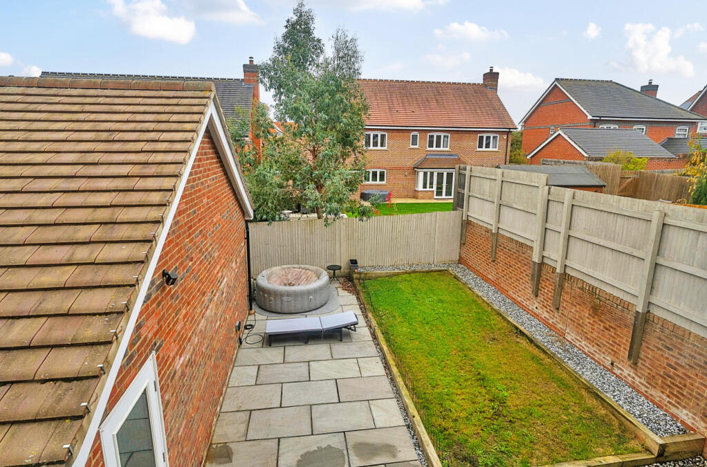 1365630-14-68ee65...